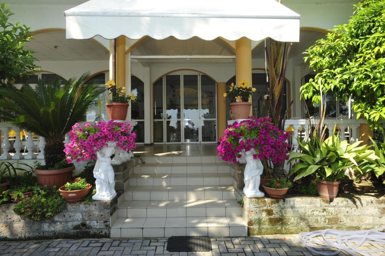 Camping Terrazzo Sul Mare Cupra Marittima Exterior photo